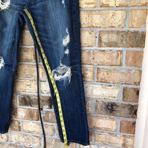 Abercrombie & Fitch Cotton Ripped MidRise Medium Wash Straight Buttoned Jeans 27 - Picture 15 of 16